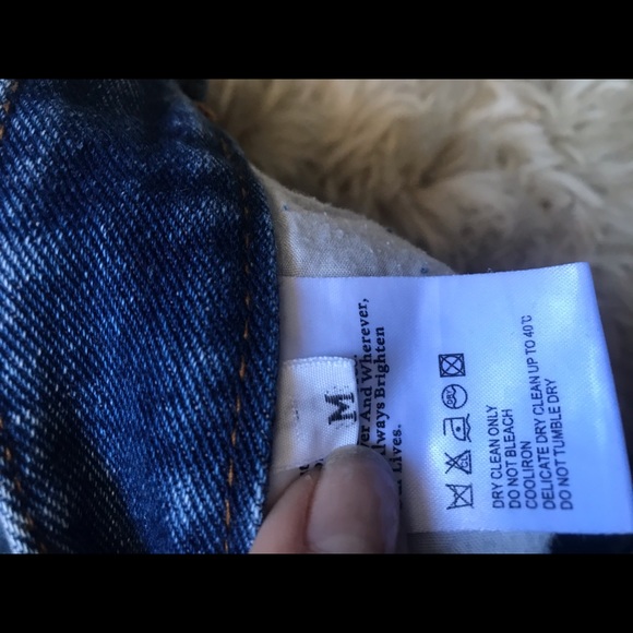 Charlotte Says Jeans - Picture 5 of 6